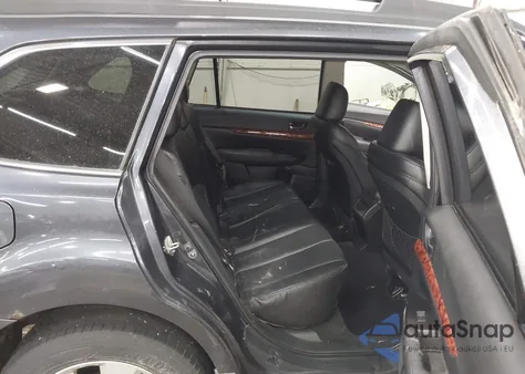 2011 Subaru Outback 2.5I Limited z USA, uszkodzony, nr VIN 4S4BRCLC3B3353545